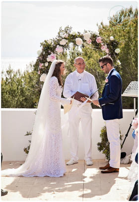 Pic:  Wedding ceremony at Elixir Shore Club